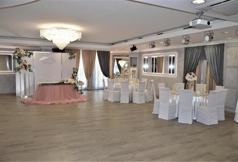 هتل Oktyabrskaya Ulyanovsk