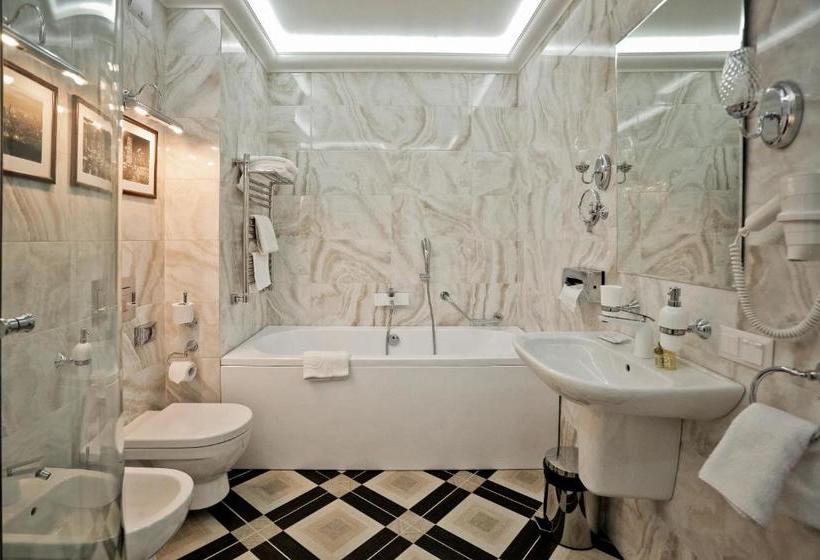 هتل Oktyabrskaya Ulyanovsk