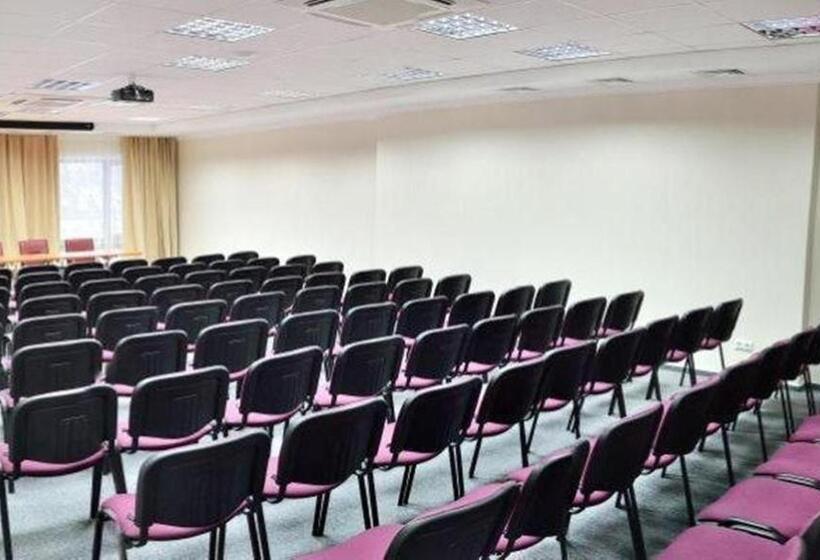 هتل Optima Collection Zhytomyr