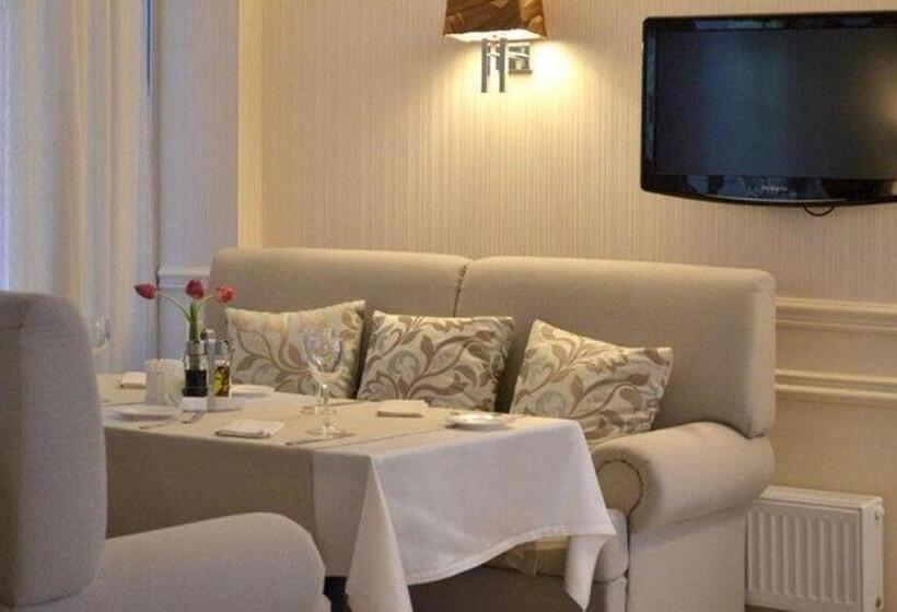 هتل Optima Collection Zhytomyr