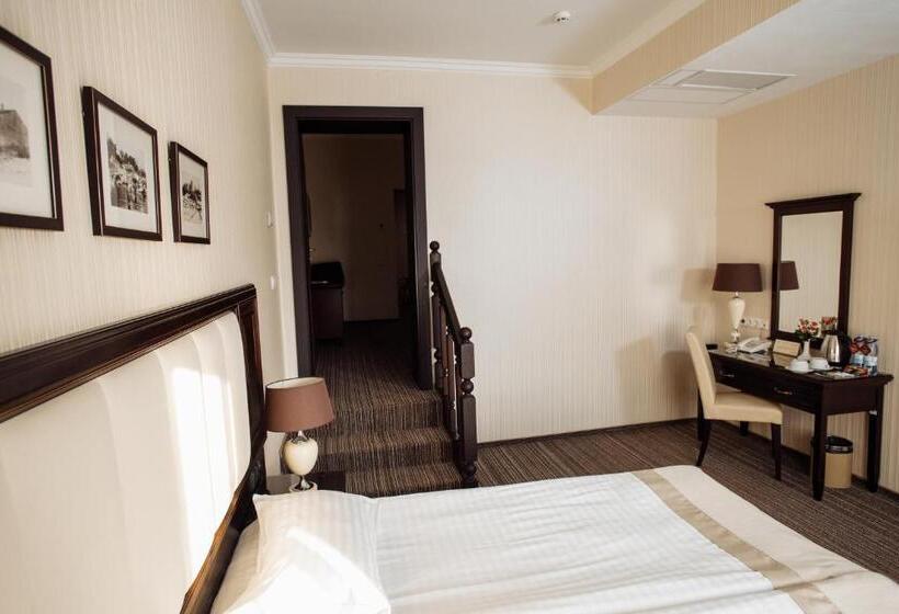 هتل Optima Collection Zhytomyr