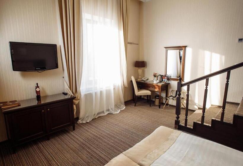 هتل Optima Collection Zhytomyr