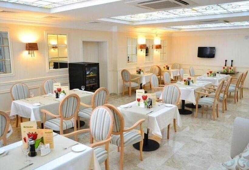 هتل Optima Collection Zhytomyr