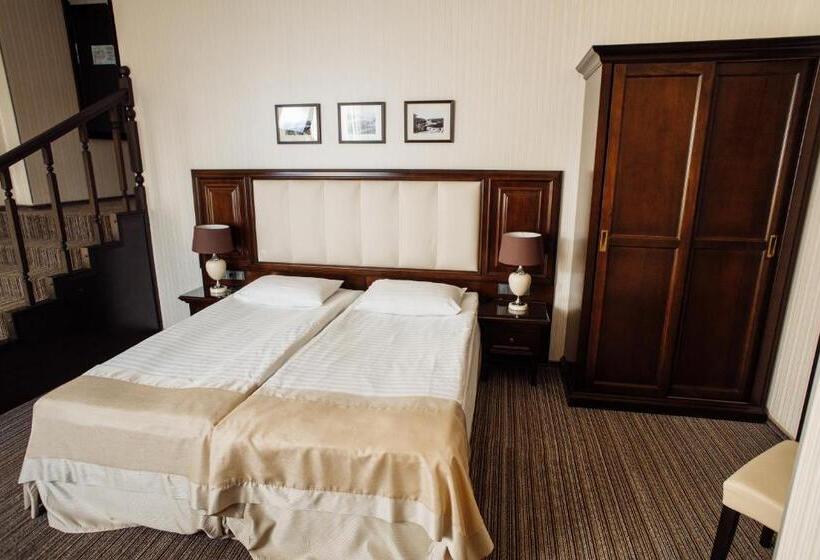 هتل Optima Collection Zhytomyr