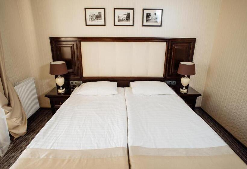 هتل Optima Collection Zhytomyr