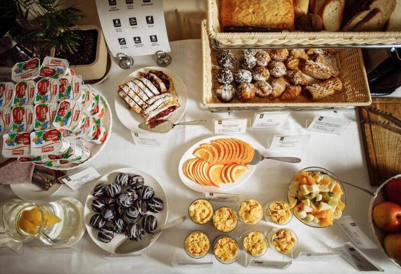 هتل Optima Collection Zhytomyr