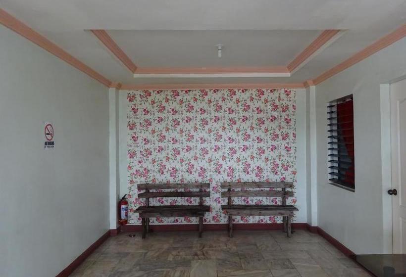 Hotel Pe Re Aristo Guesthouse