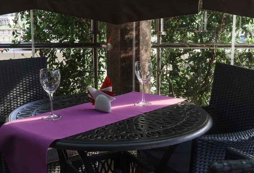 בית מלון כפרי Platan Yuzhniy