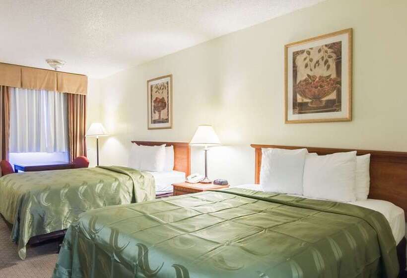 호텔 Quality Inn & Suites Alma   Fort Smith Northeast