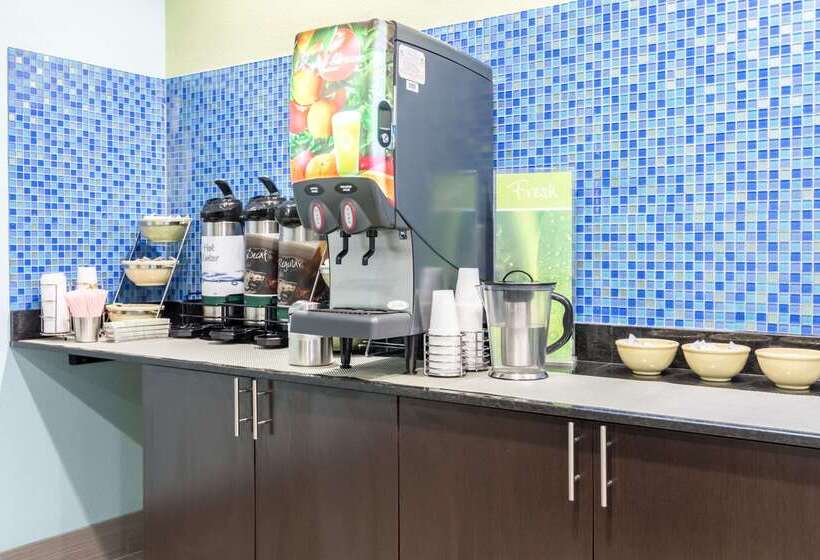 호텔 Quality Inn & Suites Alma   Fort Smith Northeast