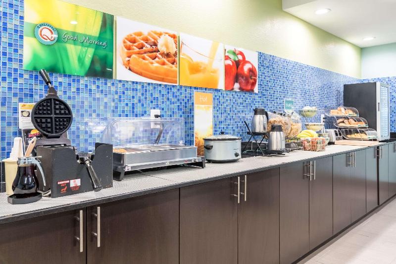 호텔 Quality Inn & Suites Alma   Fort Smith Northeast