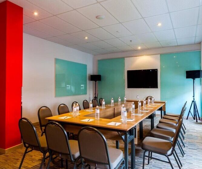 ホテル Red Planet Pekanbaru