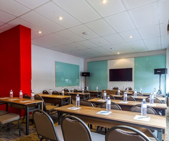 ホテル Red Planet Pekanbaru