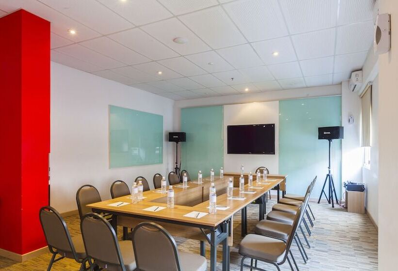 ホテル Red Planet Pekanbaru