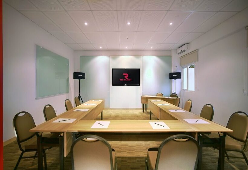 ホテル Red Planet Pekanbaru