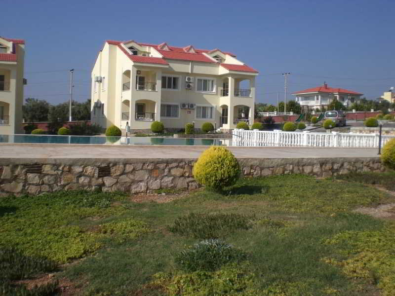 فندق ريفى Summer Breeze Apartments