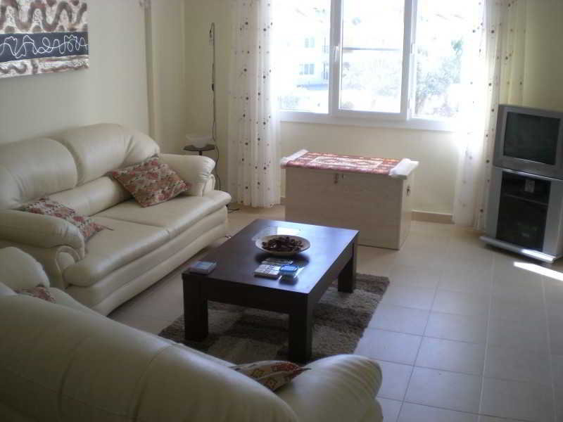 فندق ريفى Summer Breeze Apartments