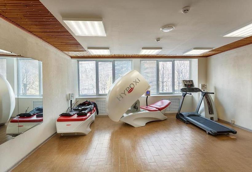 Отель Devon Medical & Spa