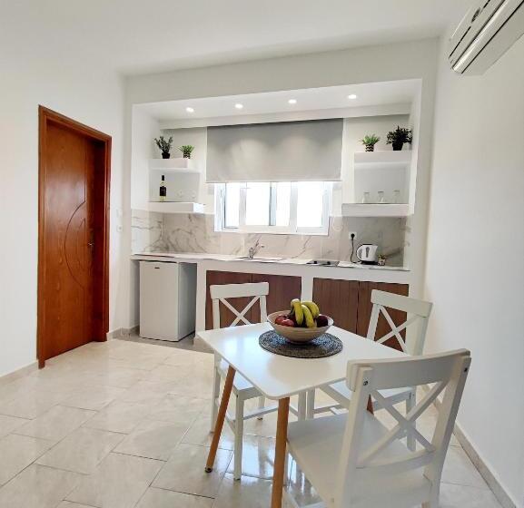 בית מלון כפרי Sea Harmony