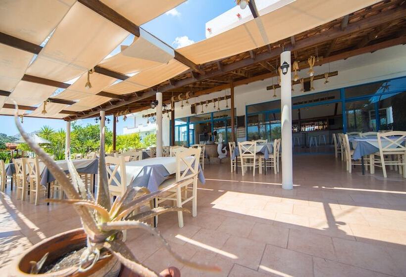 בית מלון כפרי Sea Harmony