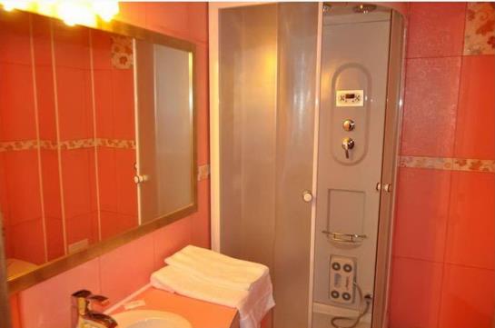 هتل Valencia Fit&sport