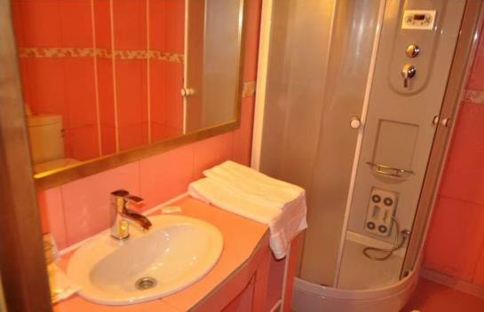 هتل Valencia Fit&sport