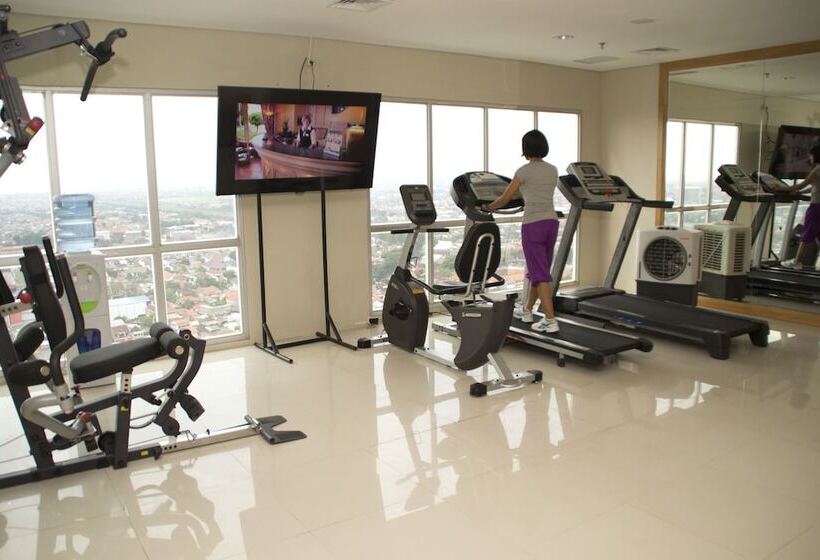 호텔 Horison Ultima Semarang