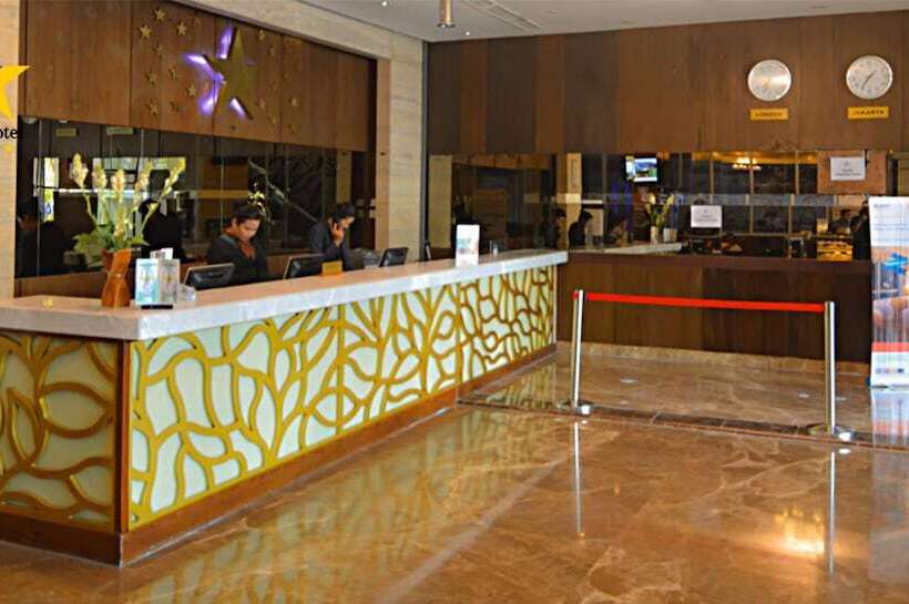 호텔 Horison Ultima Semarang