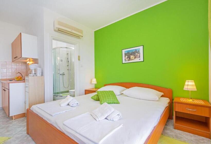 فندق Sunny House Free Parking