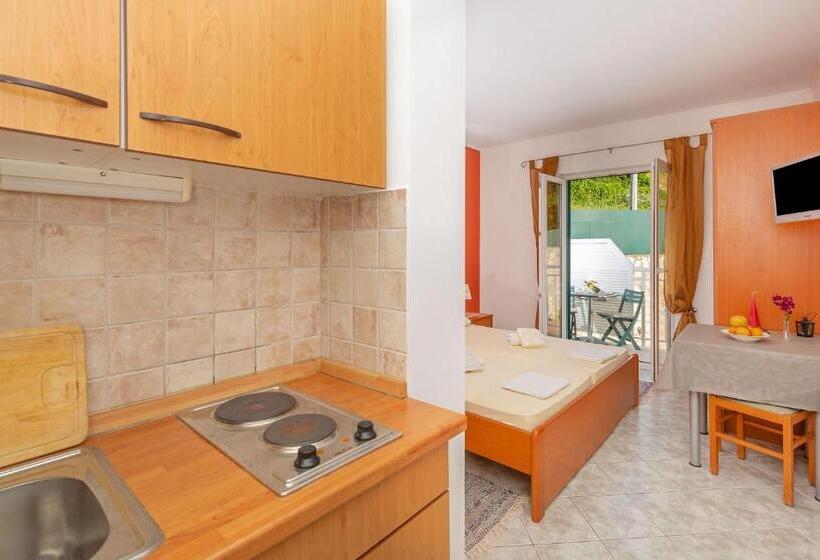 فندق Sunny House Free Parking