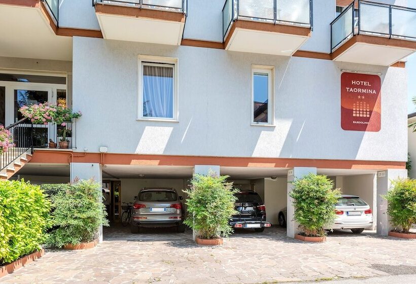 酒店 Taormina