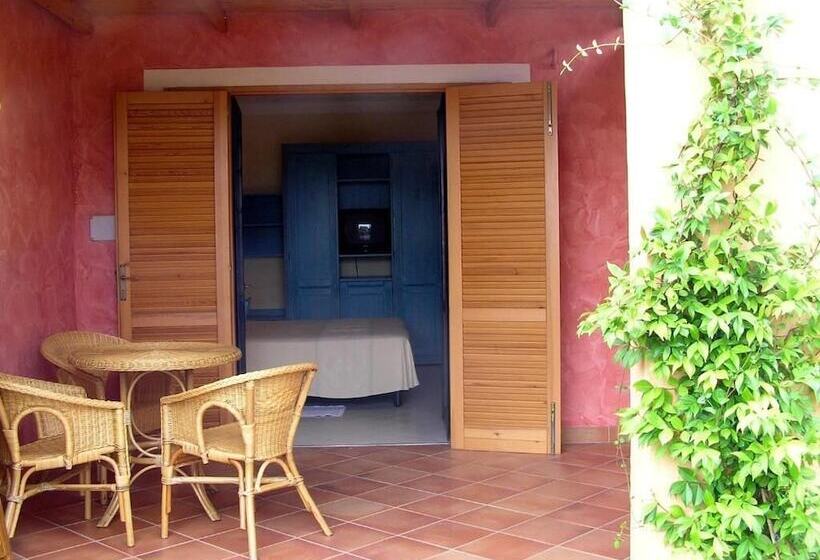 酒店 Th Costa Rei Free Beach Resort