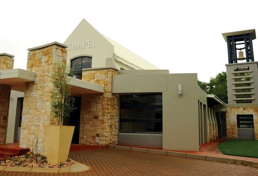 The Fairway Hotel, Spa & Golf Resort