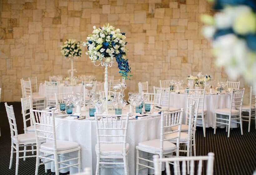 The Fairway Hotel, Spa & Golf Resort