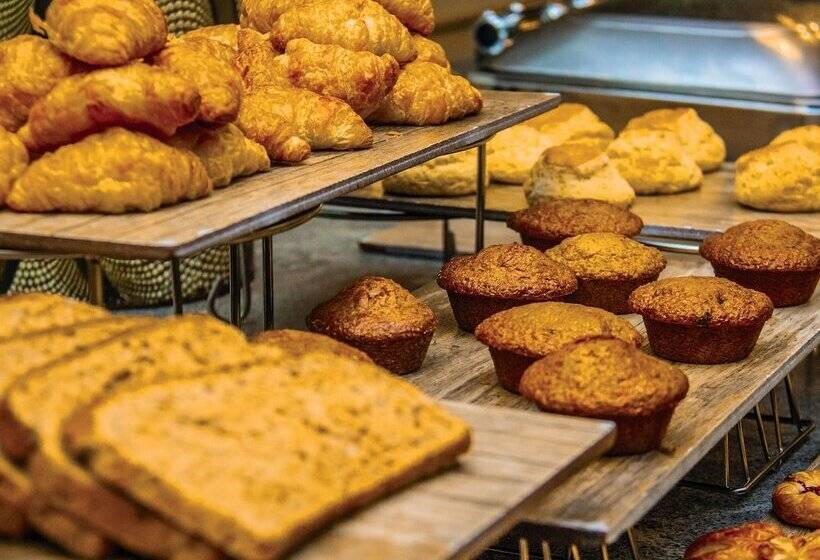 The Fairway Hotel, Spa & Golf Resort