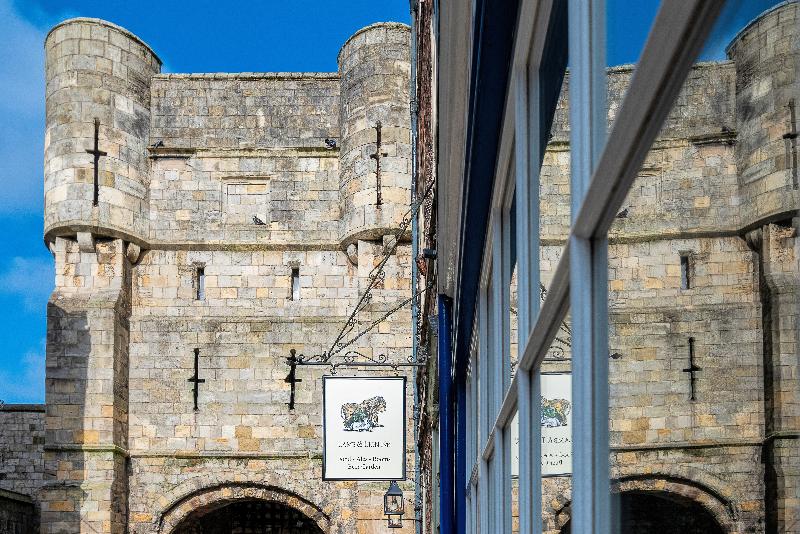 Отель The Fat Badger