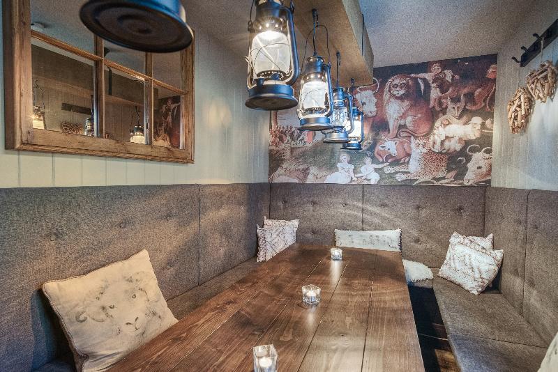 Отель The Fat Badger