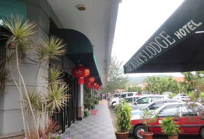 בית מלון כפרי The Mark S Lodge