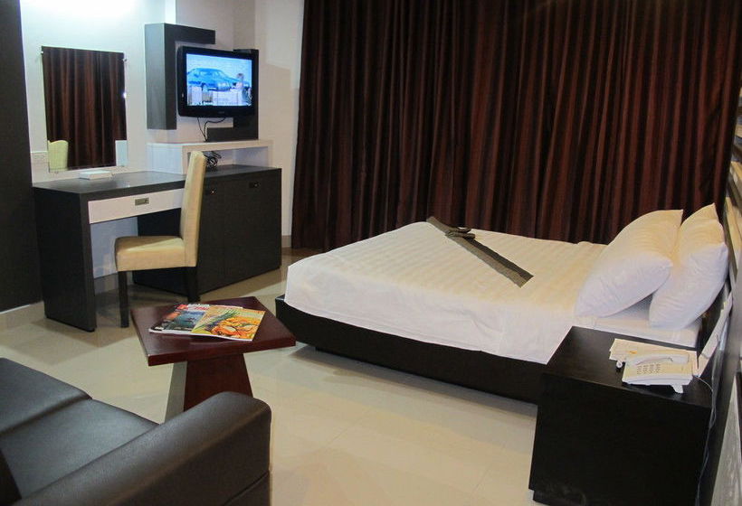 ホテル The Metropolis Suites Davao
