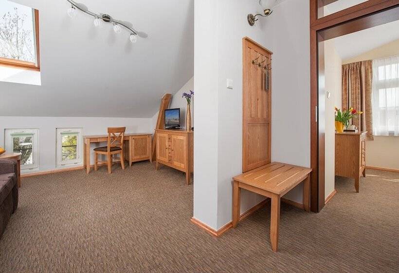 Villa Sedan   Destigo Hotels