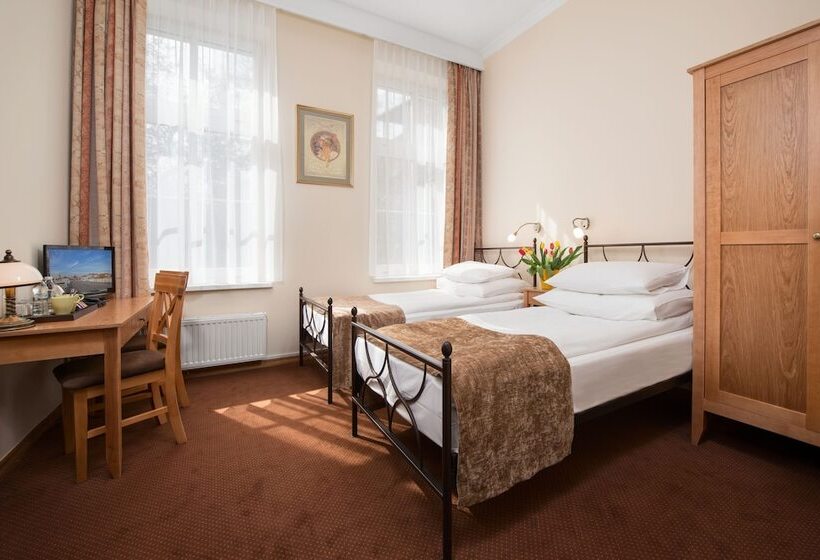 Villa Sedan   Destigo Hotels