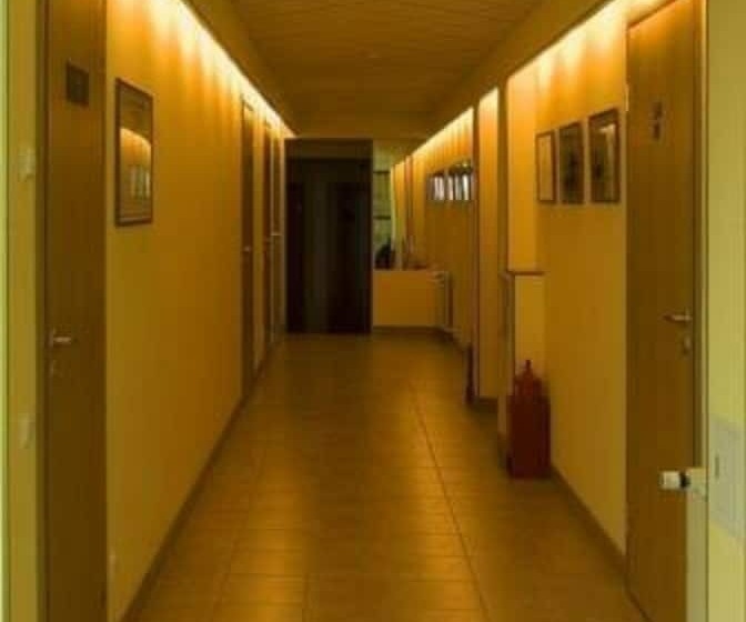 Отель Vladimirsky Dvorik