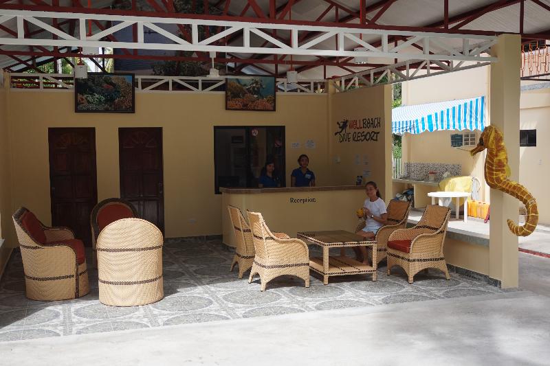 هتل Wellbeach Dive Resort
