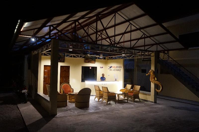 هتل Wellbeach Dive Resort