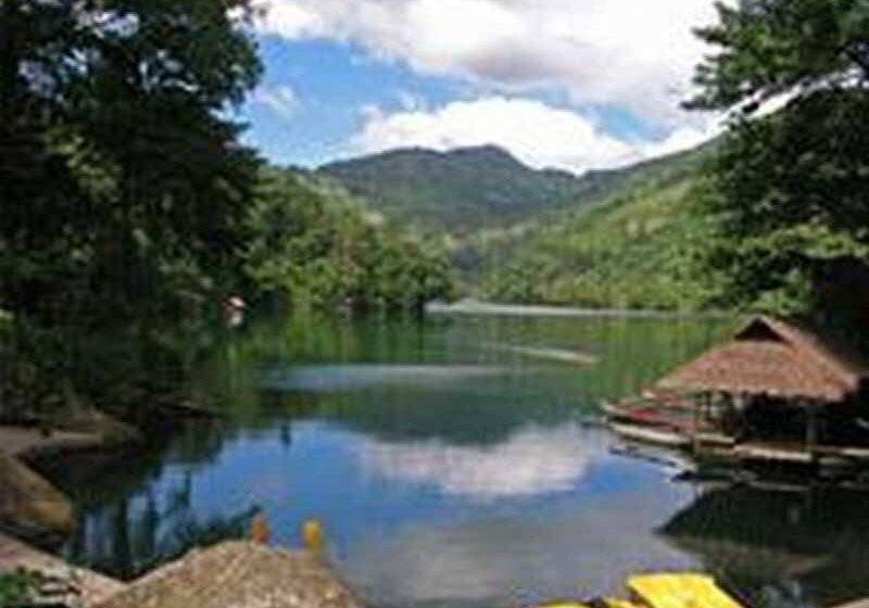 هتل Wellbeach Dive Resort