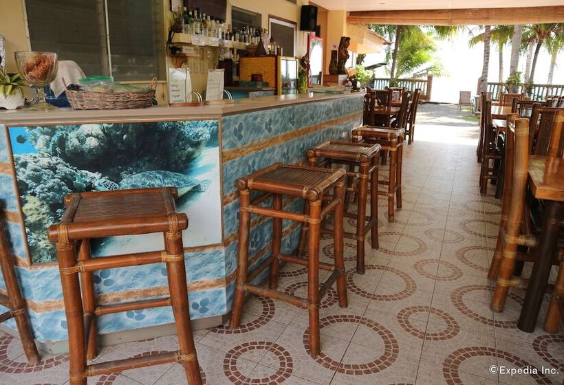 هتل Wellbeach Dive Resort