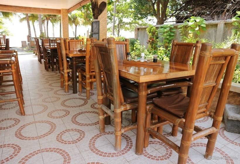 هتل Wellbeach Dive Resort