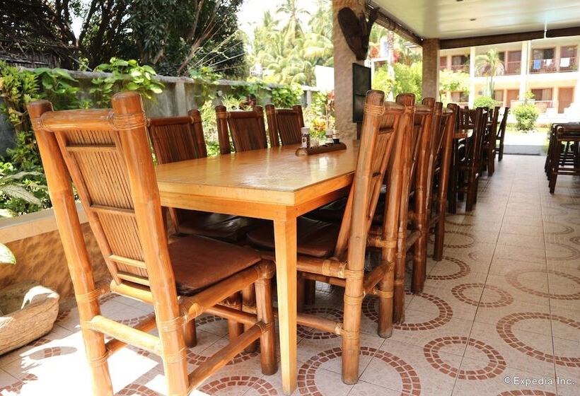 هتل Wellbeach Dive Resort