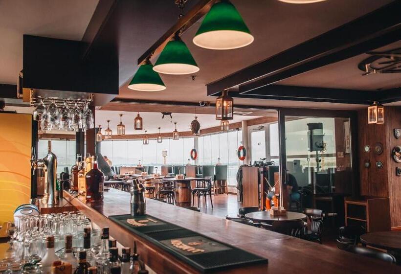 호텔 Wellborn Luxury