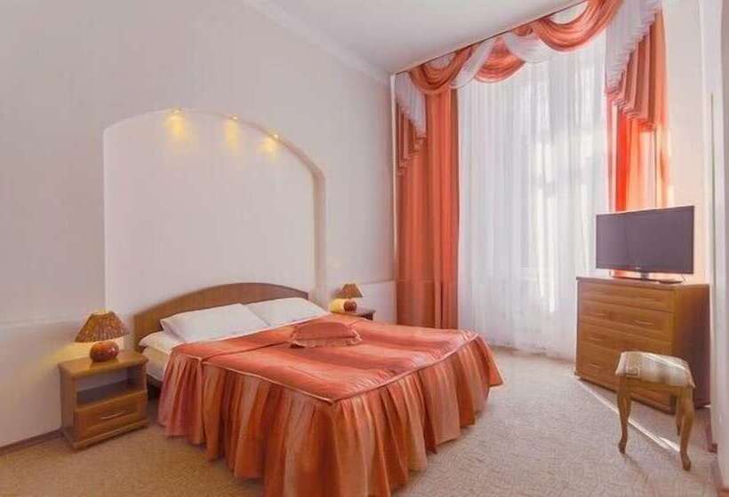 酒店 Zolotaya Bukhta